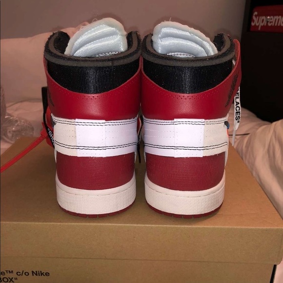 Off White Jordan 1s - Picture 3 of 5